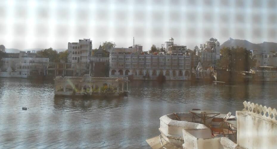 Hotel Lake Ghat Palace, Udaipur 5